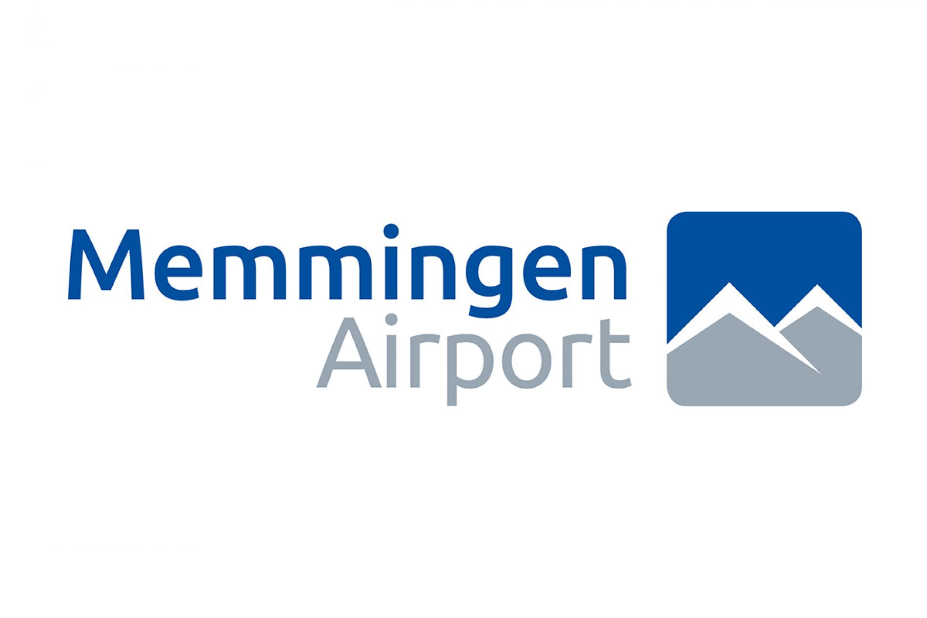 Logo_MemmingenAirport_neu Logo Memmingen Airport: blaue Schrift "Memmingen" links, graue "Airport" darunter, rechts ein blaues Quadrat mit Bergsilhouette.