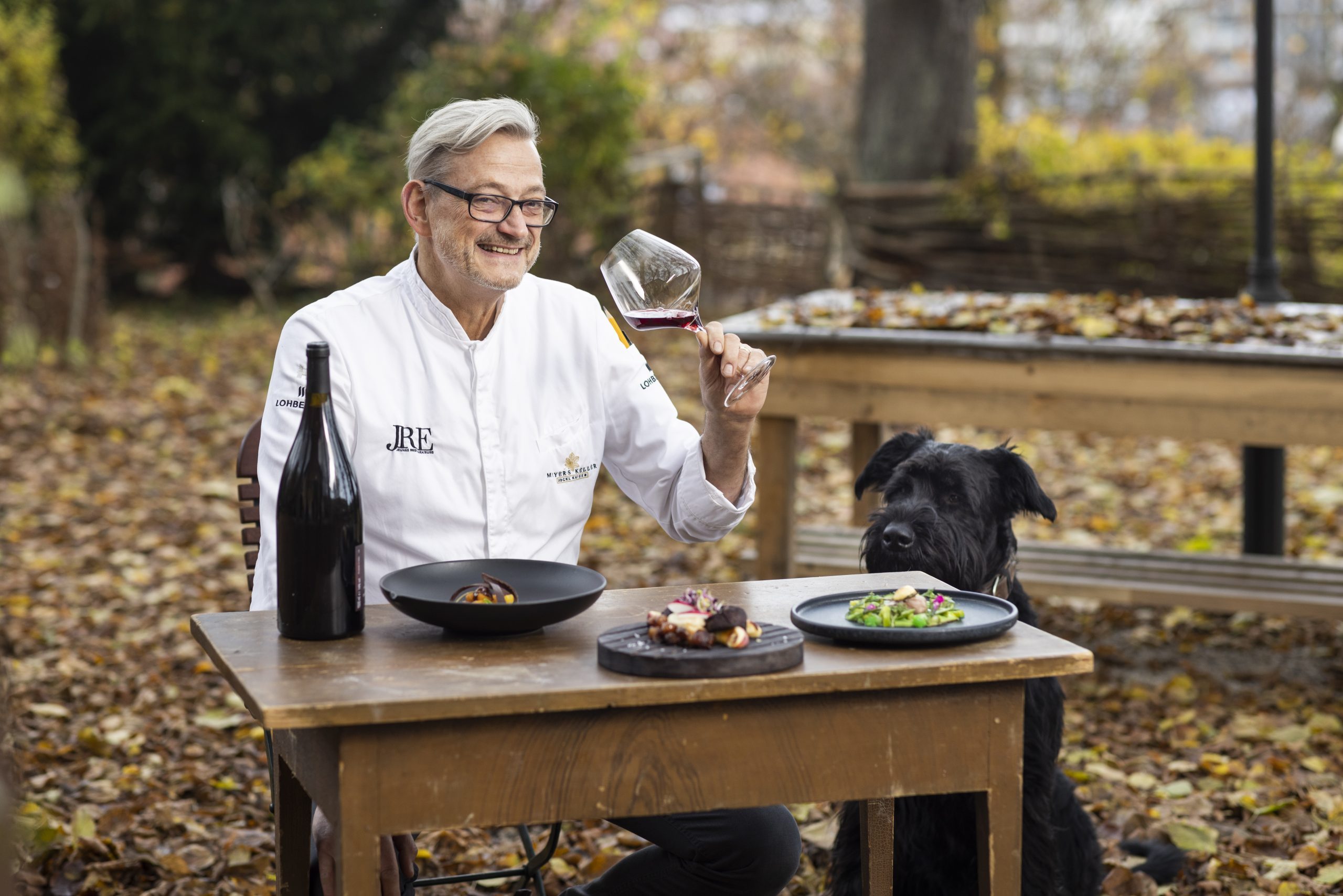 Bayern-Botschafter und Sternekoch Jockl Kaiser beim Schlemmen