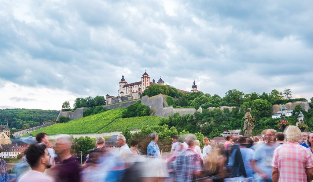 Festung Marienberg in Würzburg zur Abendstunde