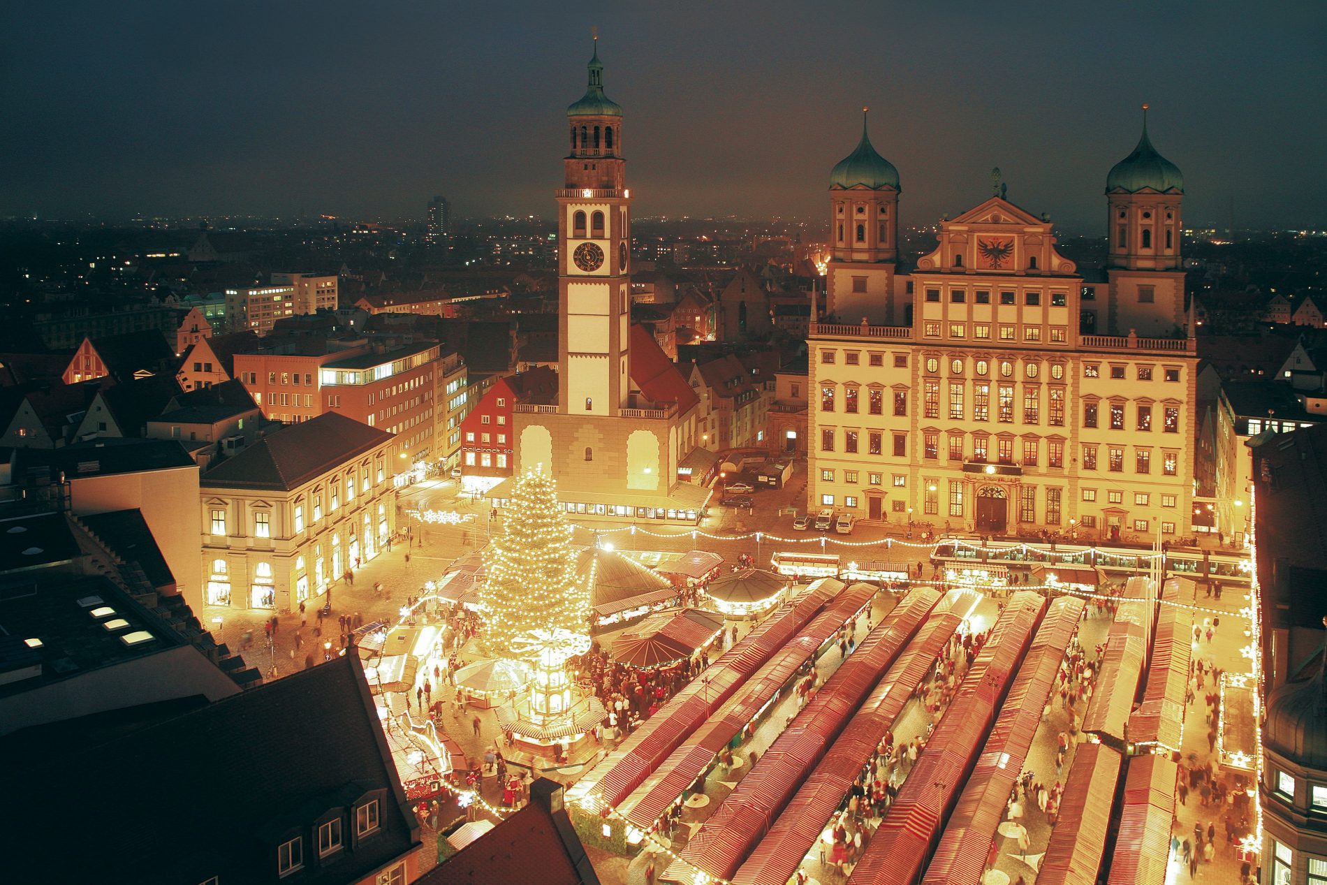 Augsburger Christkindlesmarkt Luftaufnahme, Bild Regio Augsburg Tourismus GmbH, Wolfgang B. Kleiner